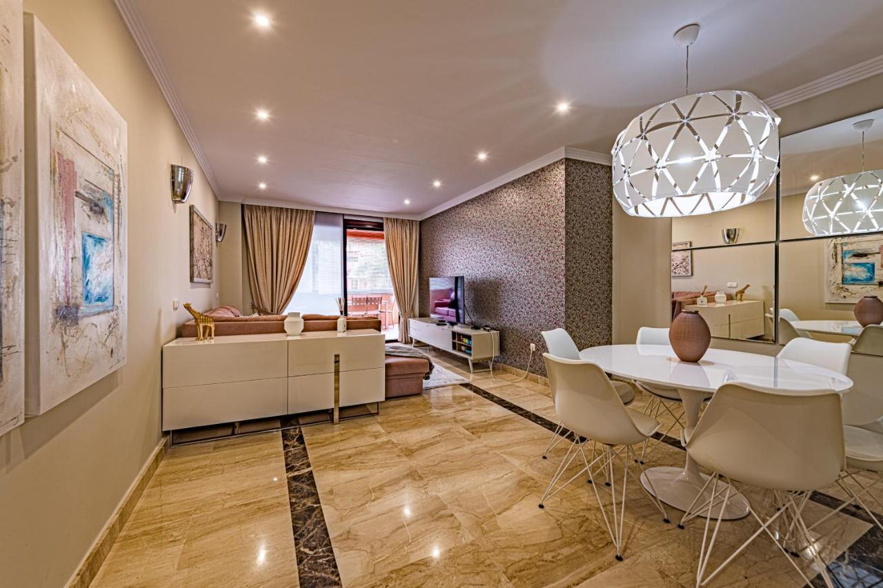 Marina Luxury Apartment Estepona Luaran gambar