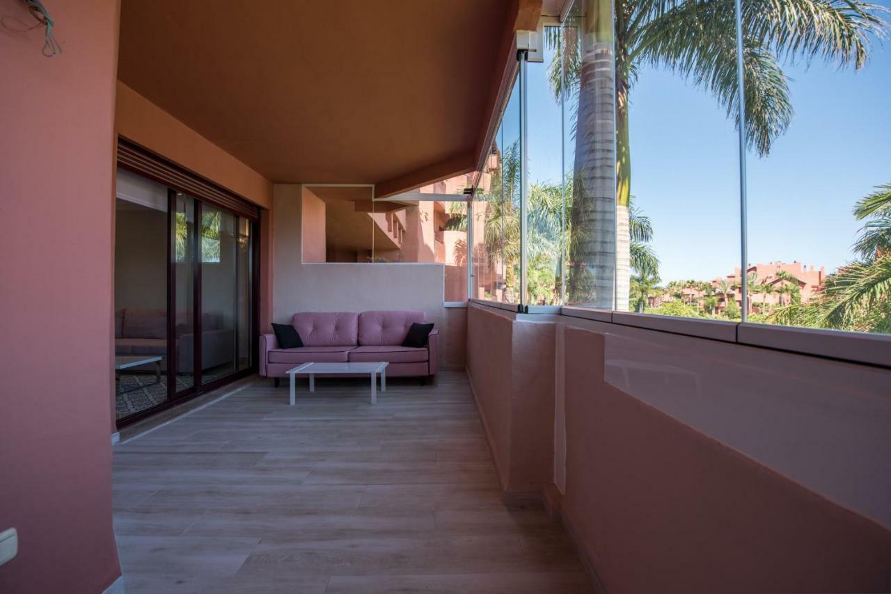 Marina Luxury Apartment Estepona Luaran gambar