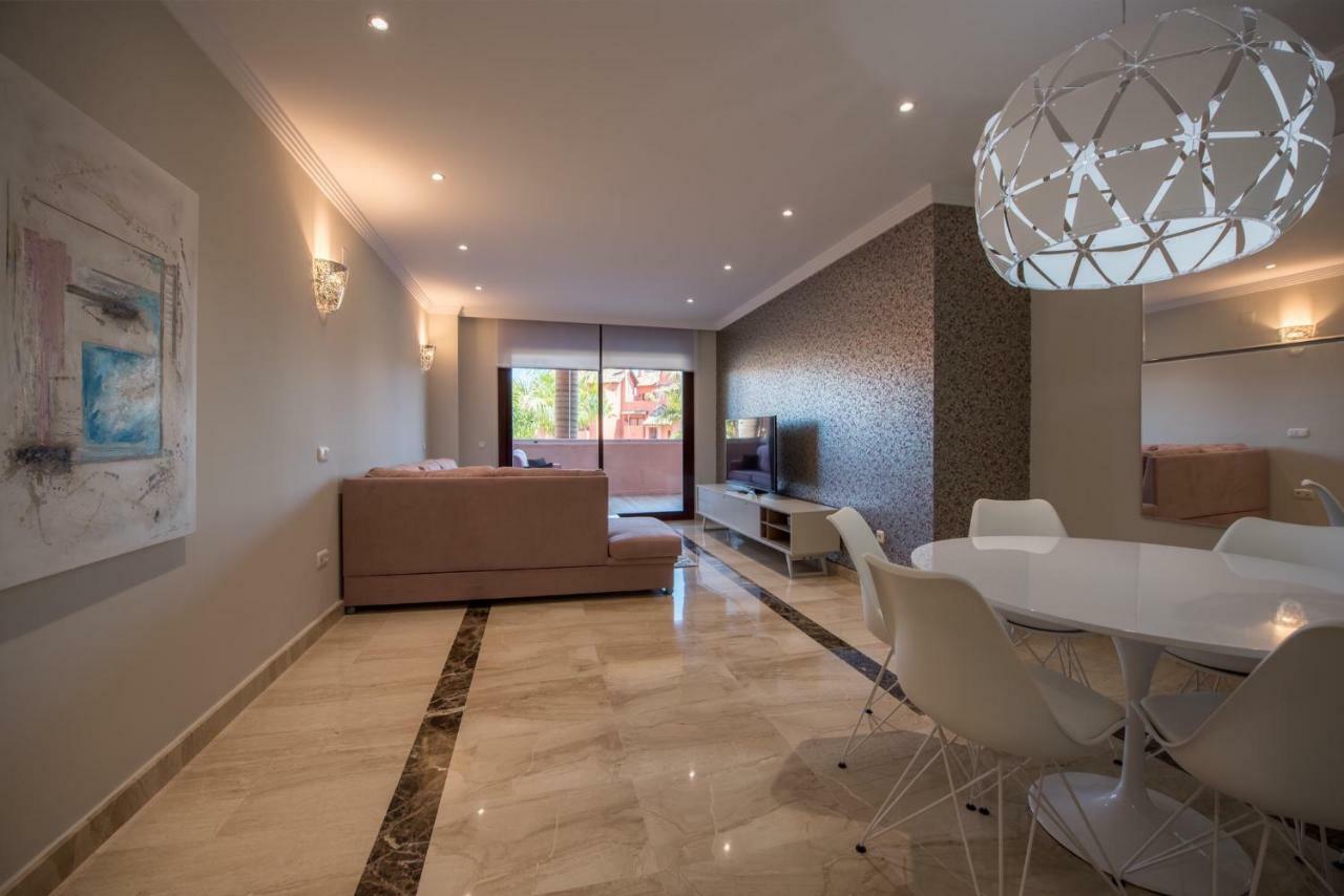 Marina Luxury Apartment Estepona Luaran gambar